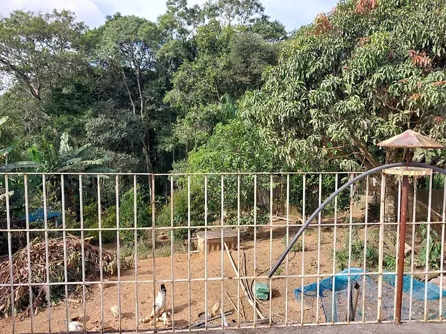 Chácara com 4000m² 1 quarto e 2 banheiros, à venda, no bairro CONDOMINIO SABIA em Caldas