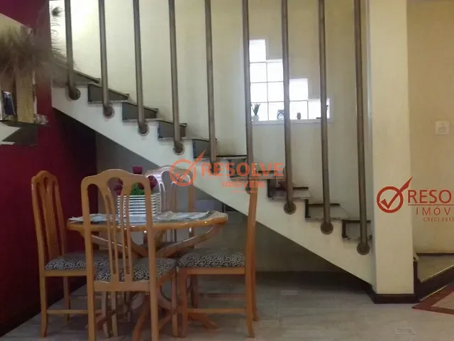 Chácara com 2000m² 4 quartos e 7 banheiros, à venda, no bairro CENTRO em Guararema