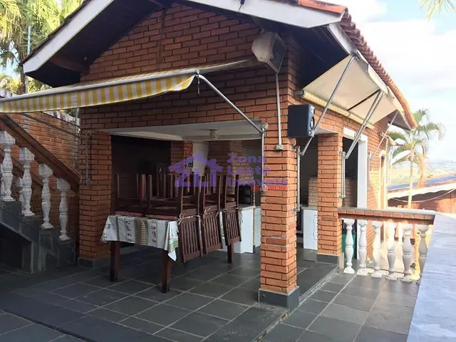 Chácara com 1000m² 5 quartos e 4 banheiros, à venda, no bairro Terras de San Marco em Itatiba