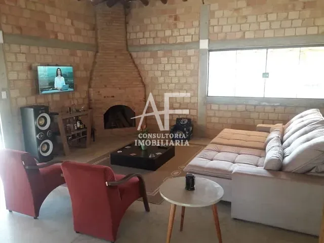 Chácara com 3000m² 3 quartos e 2 banheiros, à venda, no bairro Ribeirão Grande em Pindamonhangaba