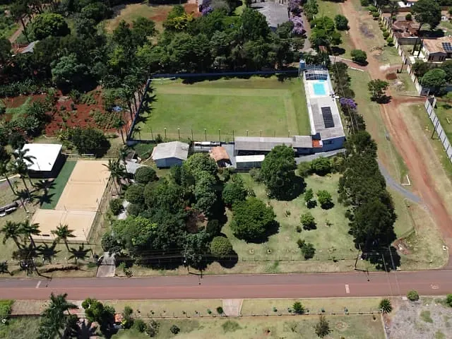 Chácara com 6000m² 2 quartos e 4 banheiros, à venda, no bairro Recanto Estoril em Apucarana