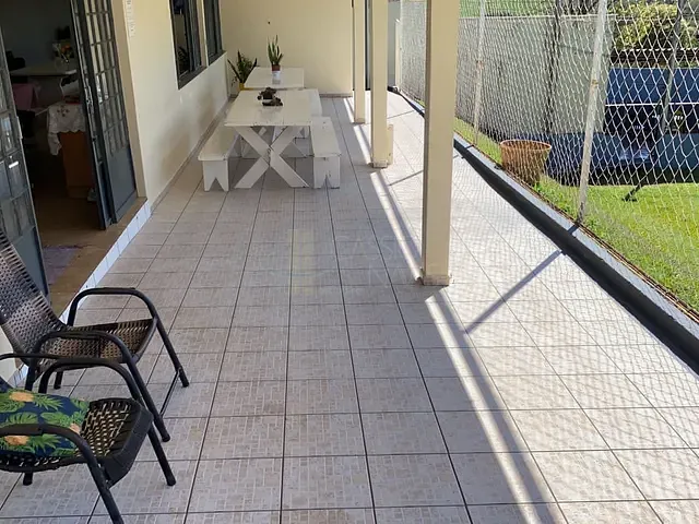 Chácara com 6000m² 2 quartos e 4 banheiros, à venda, no bairro Recanto Estoril em Apucarana