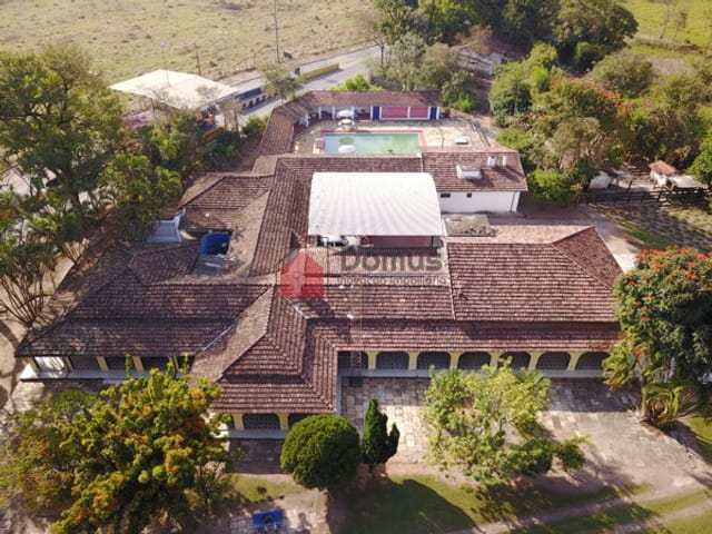 Chácara com 22500m², à venda, no bairro Jardim Padre Rodolfo em Pindamonhangaba