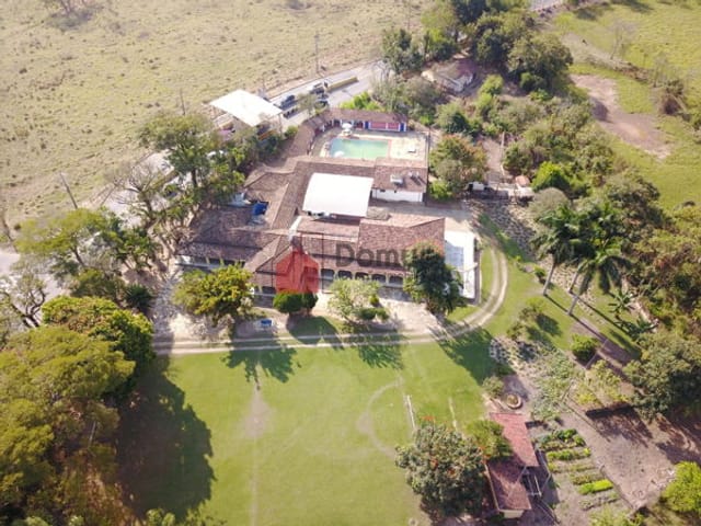 Chácara com 22500m², à venda, no bairro Jardim Padre Rodolfo em Pindamonhangaba