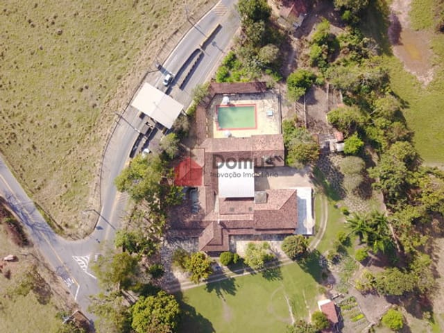 Chácara com 22500m², à venda, no bairro Jardim Padre Rodolfo em Pindamonhangaba