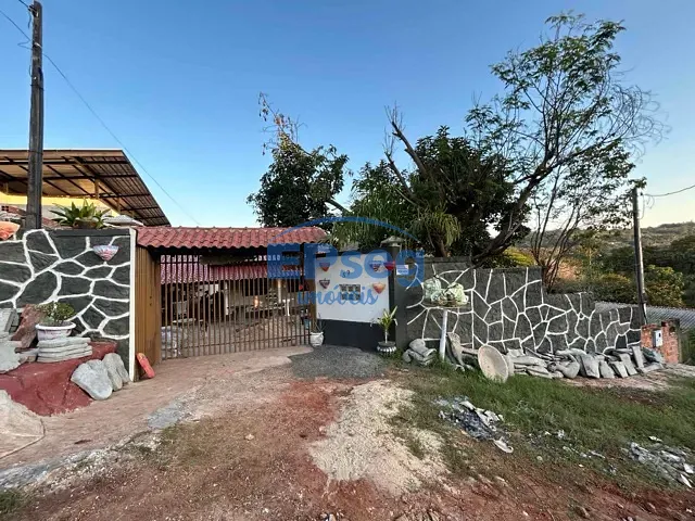 Chácara com 1500m² 3 quartos e 1 banheiro, à venda, no bairro Setor 2 em Ibiporã