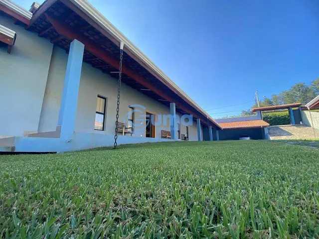 Chácara com 900m² 3 quartos e 5 banheiros, à venda, no bairro Recanto Amapola em Bragança Paulista
