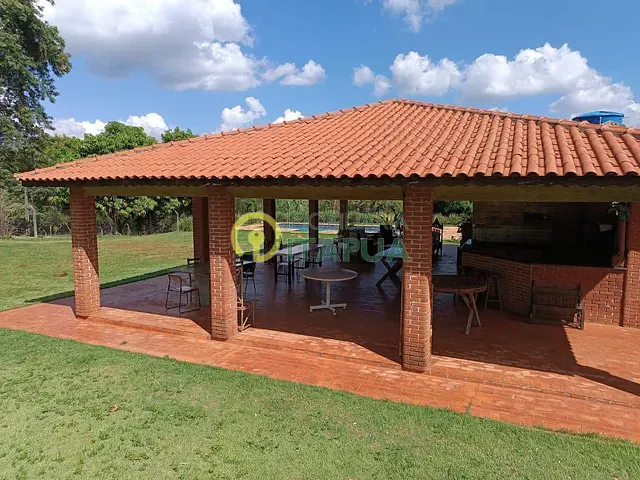 Chácara com 2500m² 1 quarto e 2 banheiros, à venda, no bairro Fazenda Itaúna em Ibiporã