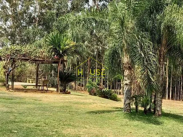 Chácara com 24200m² 4 quartos e 3 banheiros, à venda, no bairro Área Rural de Meridiano em Meridiano