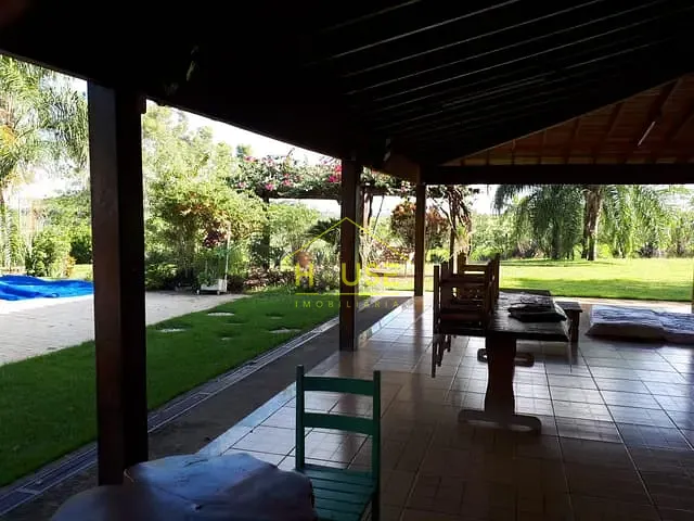 Chácara com 24200m² 4 quartos e 3 banheiros, à venda, no bairro Área Rural de Meridiano em Meridiano