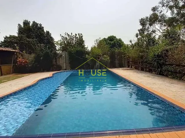 Chácara com 24200m² 4 quartos e 3 banheiros, à venda, no bairro Área Rural de Meridiano em Meridiano