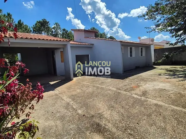 Chácara com 750m² 3 quartos e 2 banheiros, à venda, no bairro Caioçara em Jarinu