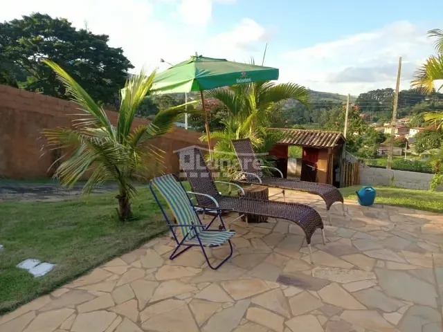 Chácara com 1500m² 5 quartos e 6 banheiros, à venda, no bairro Chacara Fernao Dias em Atibaia