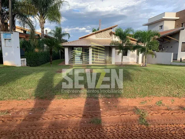 Chácara com 1200m² 3 quartos e 3 banheiros, à venda, no bairro Riviera Santa Cristina L em Arandu