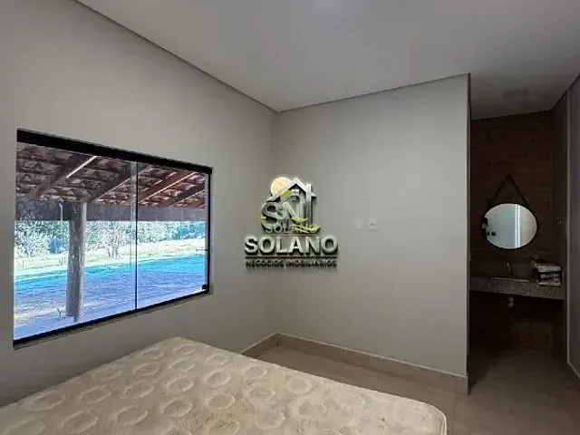 Chácara com 1600m² 3 quartos e 3 banheiros, à venda, no bairro Centro em Anápolis