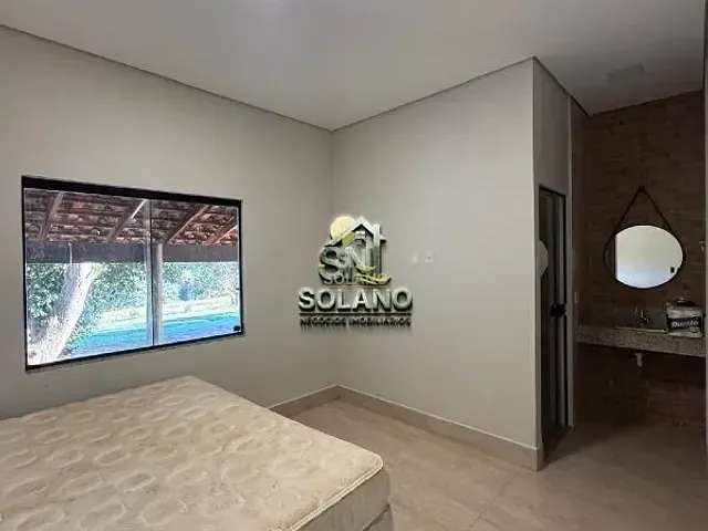 Chácara com 1600m² 3 quartos e 3 banheiros, à venda, no bairro Centro em Anápolis
