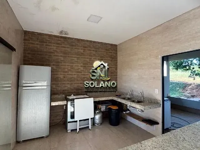 Chácara com 1600m² 3 quartos e 3 banheiros, à venda, no bairro Centro em Anápolis