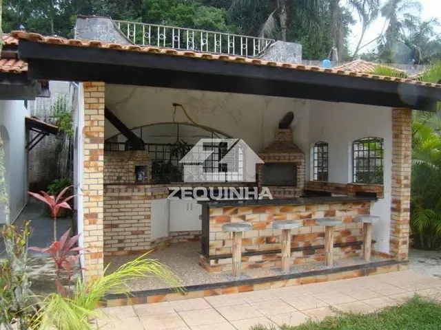 Chácara com 3763m² 7 quartos e 7 banheiros, à venda, no bairro Caucaia Do Alto em Cotia