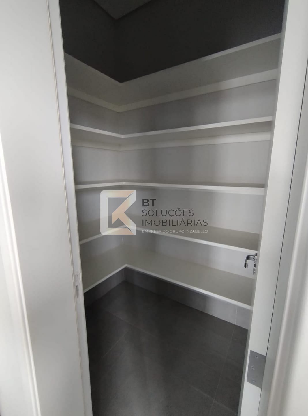 Chácara à venda com 3 quartos, 261m² - Foto 9