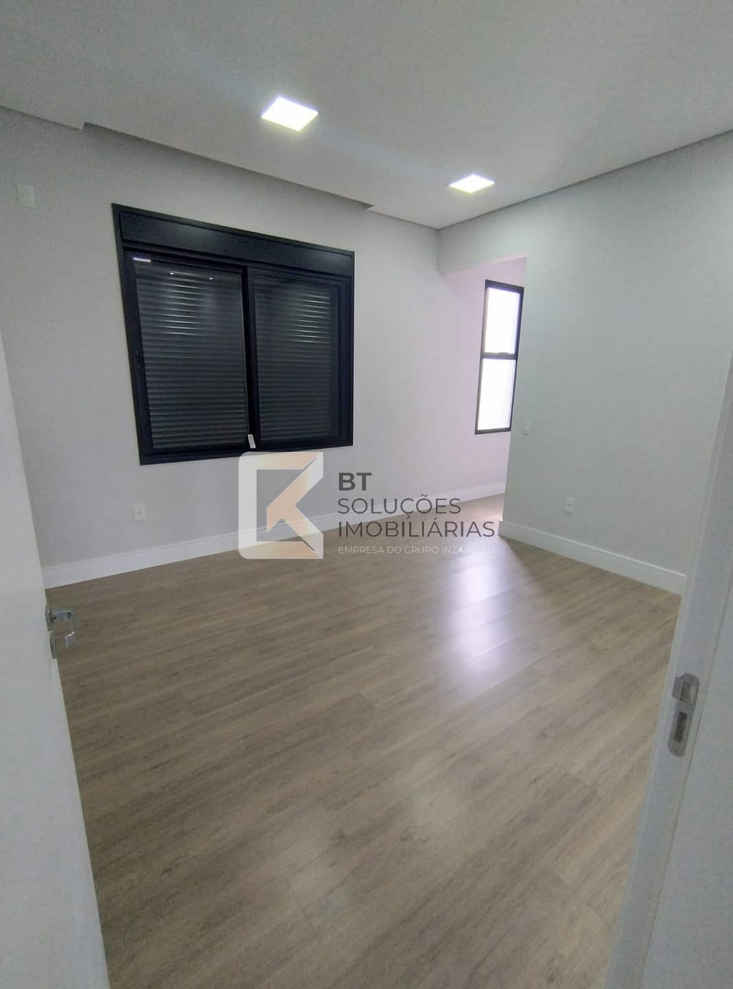 Chácara à venda com 3 quartos, 261m² - Foto 22