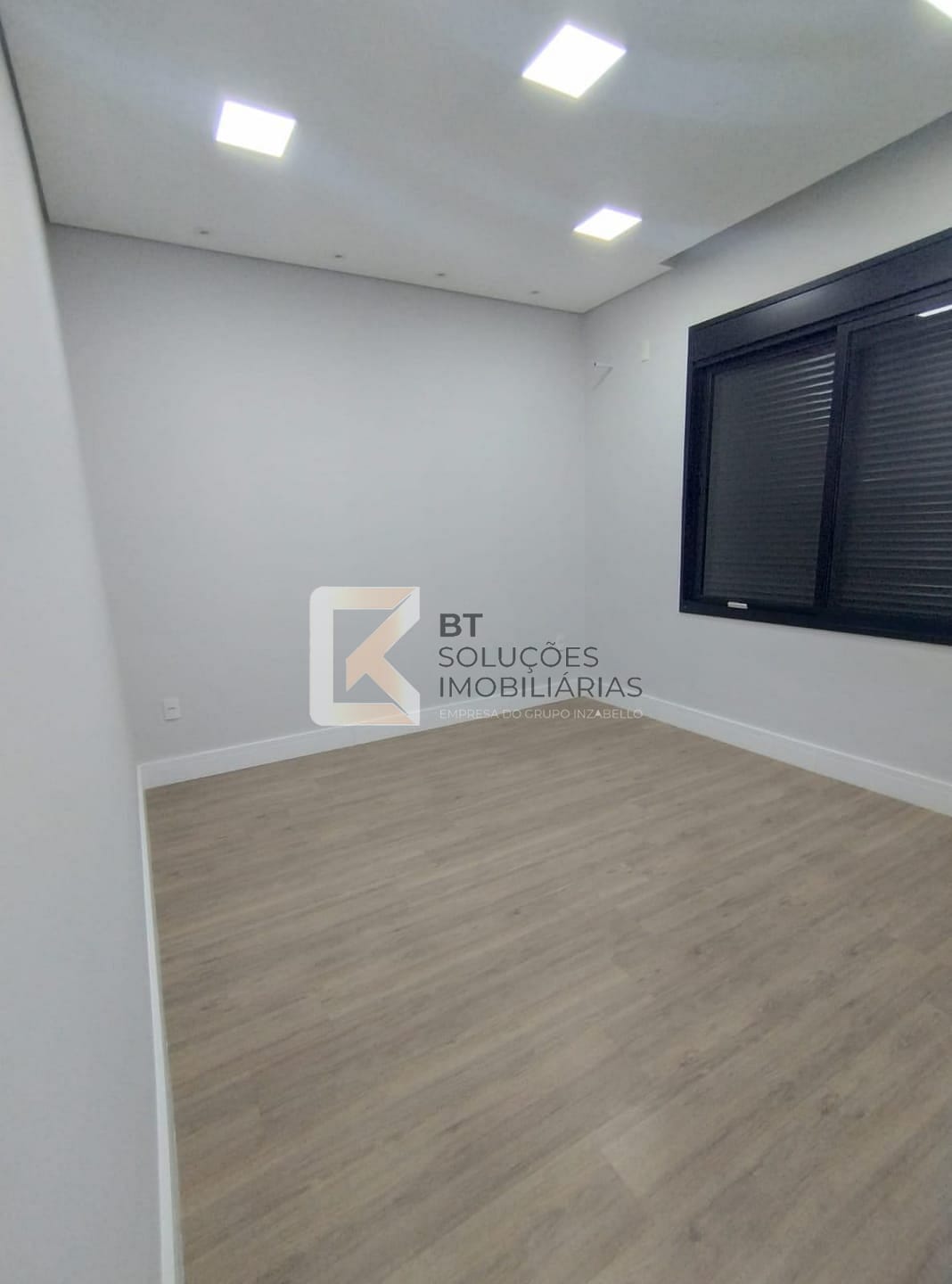 Chácara à venda com 3 quartos, 261m² - Foto 25