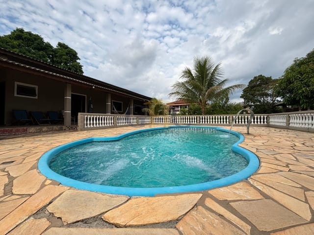 Chácara com 2100m² 3 quartos e 3 banheiros, à venda, no bairro Portal de Pirapora em Salto de Pirapora