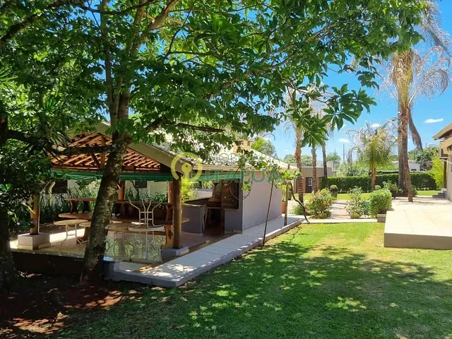 Chácara com 3040m² 4 quartos e 4 banheiros, à venda, no bairro Terras de Santana II em Londrina