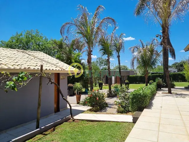 Chácara com 3040m² 4 quartos e 4 banheiros, à venda, no bairro Terras de Santana II em Londrina