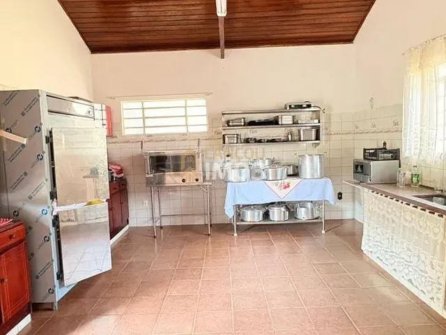 Chácara com 5300m² 4 quartos e 2 banheiros, à venda, no bairro Sítio do Mursa em Várzea Paulista