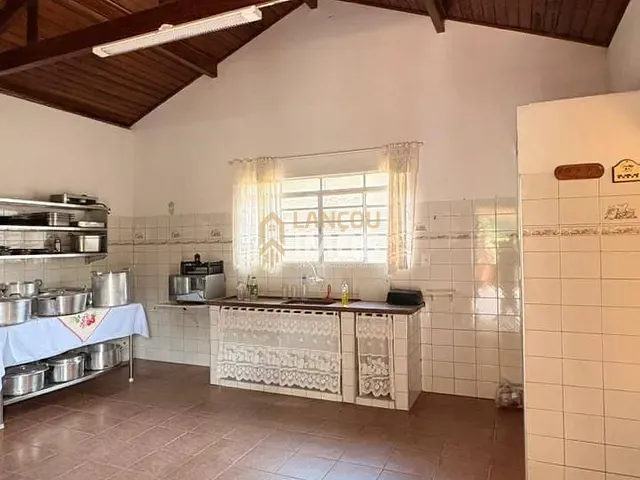 Chácara com 5300m² 4 quartos e 2 banheiros, à venda, no bairro Sítio do Mursa em Várzea Paulista