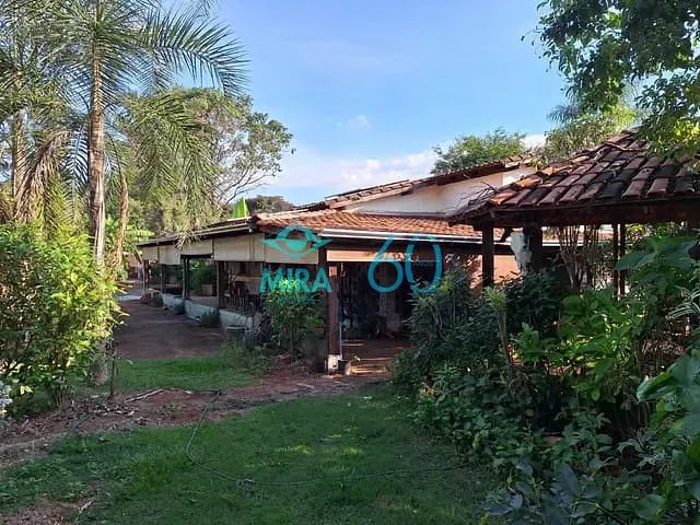 Chácara com 6230m² 3 quartos e 3 banheiros, à venda, no bairro Estância Vargem Bonita em Senador Canedo