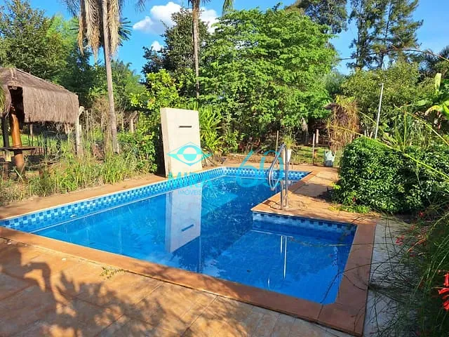 Chácara com 6230m² 3 quartos e 3 banheiros, à venda, no bairro Estância Vargem Bonita em Senador Canedo