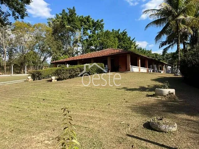 Chácara com 1815m² 3 quartos e 2 banheiros, à venda, no bairro Vale das Cigarras em Santa Bárbara D'Oeste