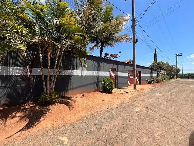 Chácara com 1191m² 3 quartos e 3 banheiros, à venda, no bairro Alto da Florada em Artur Nogueira