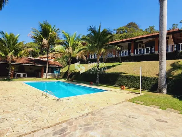 Chácara 3 quartos e 3 banheiros, à venda, no bairro Balança em Simão Pereira