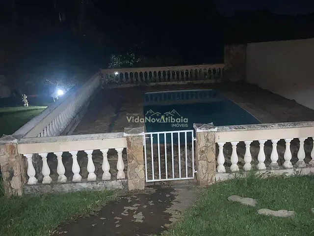 Chácara com 1000m² 3 quartos e 3 banheiros, à venda, no bairro Vitória Régia em Atibaia