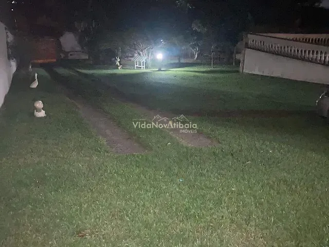 Chácara com 1000m² 3 quartos e 3 banheiros, à venda, no bairro Vitória Régia em Atibaia