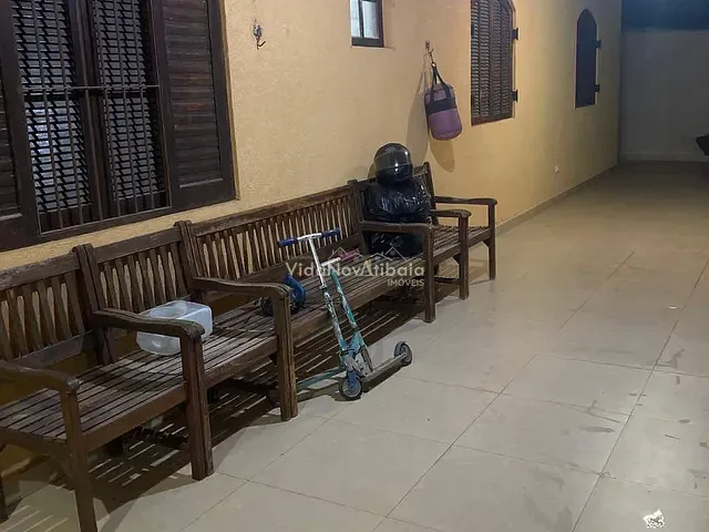 Chácara com 1000m² 3 quartos e 3 banheiros, à venda, no bairro Vitória Régia em Atibaia