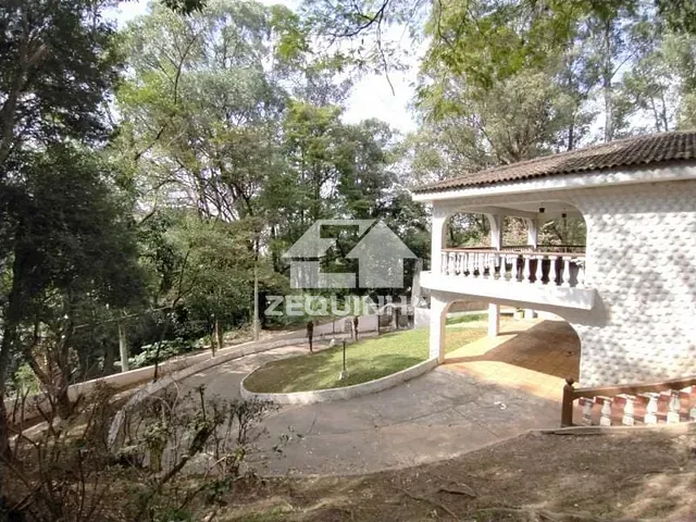 Chácara com 2000m² 7 quartos e 2 banheiros, à venda, no bairro Tres Montanhas em Osasco