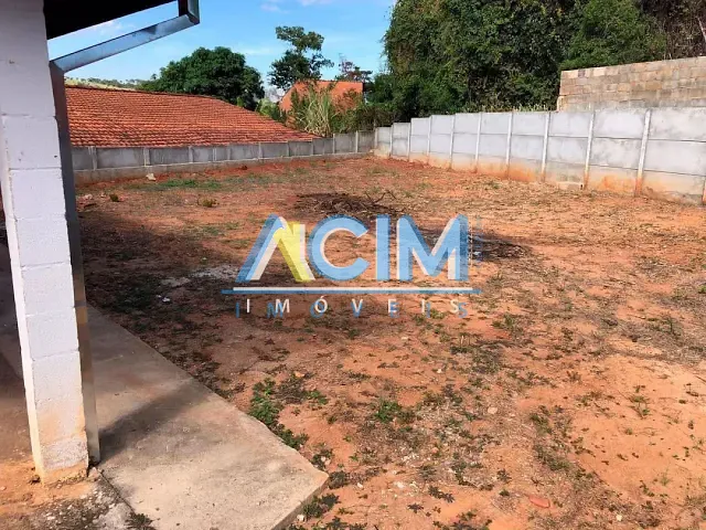 Chácara com 710m², à venda, no bairro Loteamento Meia Lua em Jaguariúna