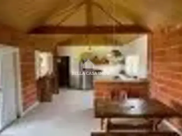Chácara com 850m² 4 quartos e 3 banheiros, à venda, no bairro Capanema em Araçoiaba da Serra