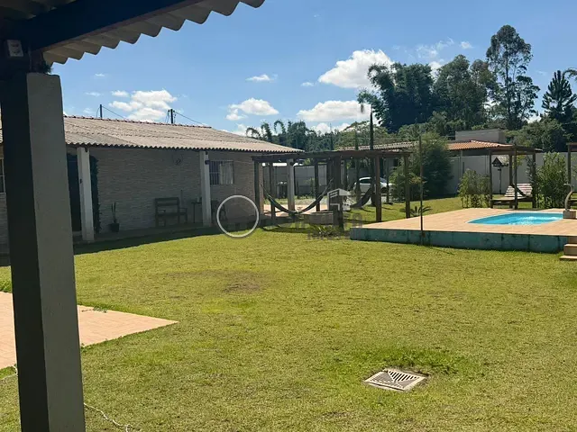 Chácara 4 quartos e 2 banheiros, à venda, no bairro Barroso em Mogi das Cruzes