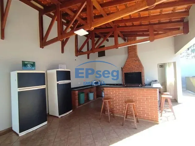 Chácara com 413m², para alugar, no bairro Califórnia em Londrina