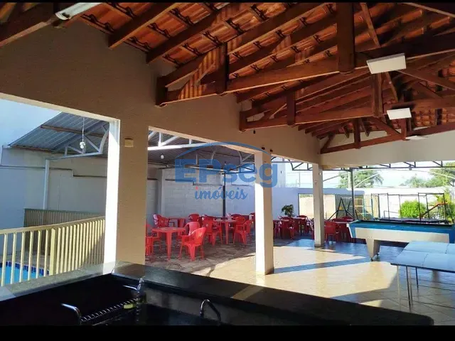 Chácara com 413m², para alugar, no bairro Califórnia em Londrina