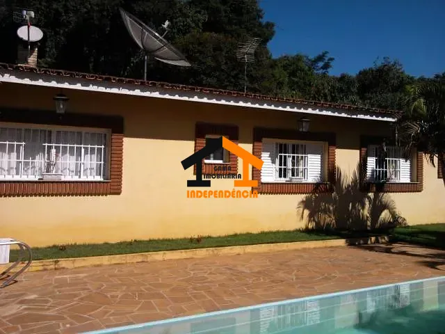 Chácara com 1200m² 3 quartos e 3 banheiros, à venda, no bairro Recanto Princesa da Colina em Itatiba