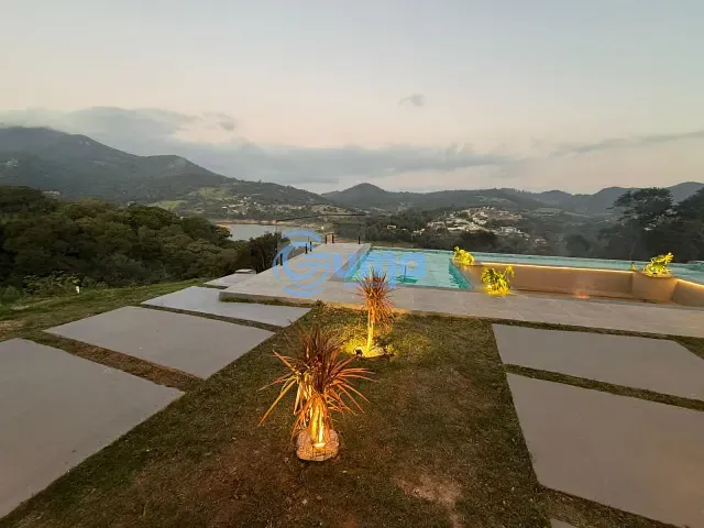 Chácara com 1280m² 3 quartos e 3 banheiros, à venda, no bairro Centro em Vargem