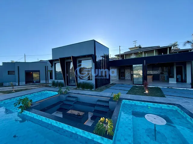 Chácara com 1280m² 3 quartos e 3 banheiros, à venda, no bairro Centro em Vargem