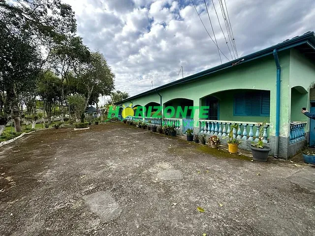 Chácara com 15000m² 4 quartos e 2 banheiros, à venda, no bairro Chácaras Rurais de Guararema em Jacareí