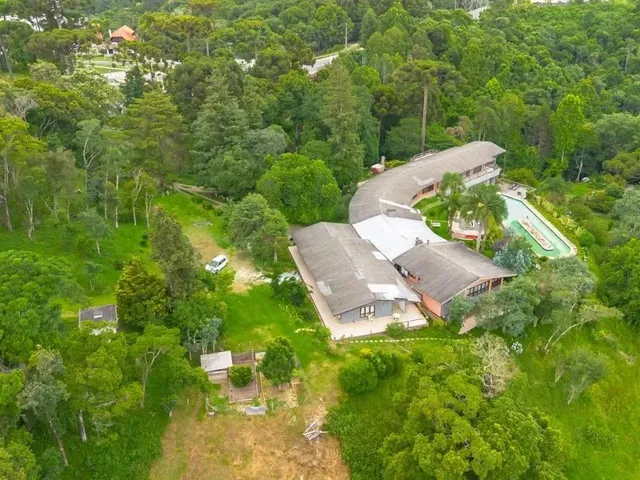 Sítio com 27168m² 10 quartos e 2 banheiros, à venda, no bairro Lamenha Grande em Almirante Tamandaré
