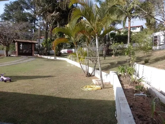 Chácara com 2750m² 2 quartos e 3 banheiros, à venda, no bairro Pomar do Carmo em Biritiba-Mirim